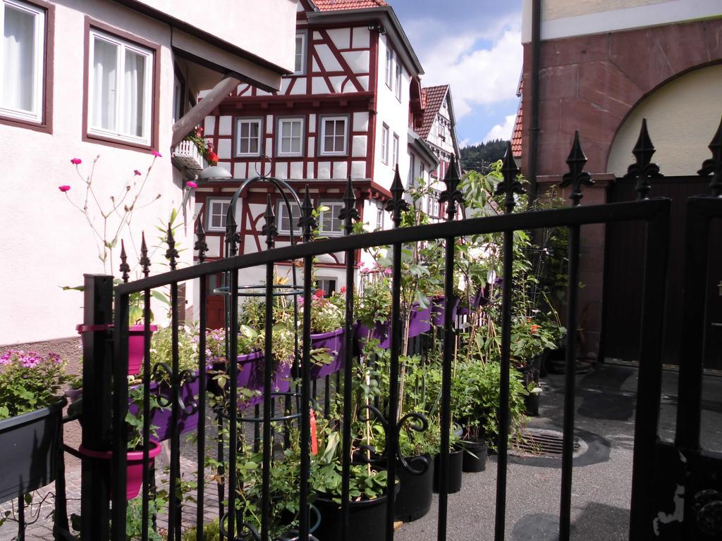 Ferienwohnungen Calwer Hoefle Marktplatz エクステリア 写真